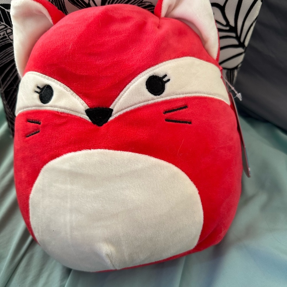 Fifi red fox squish